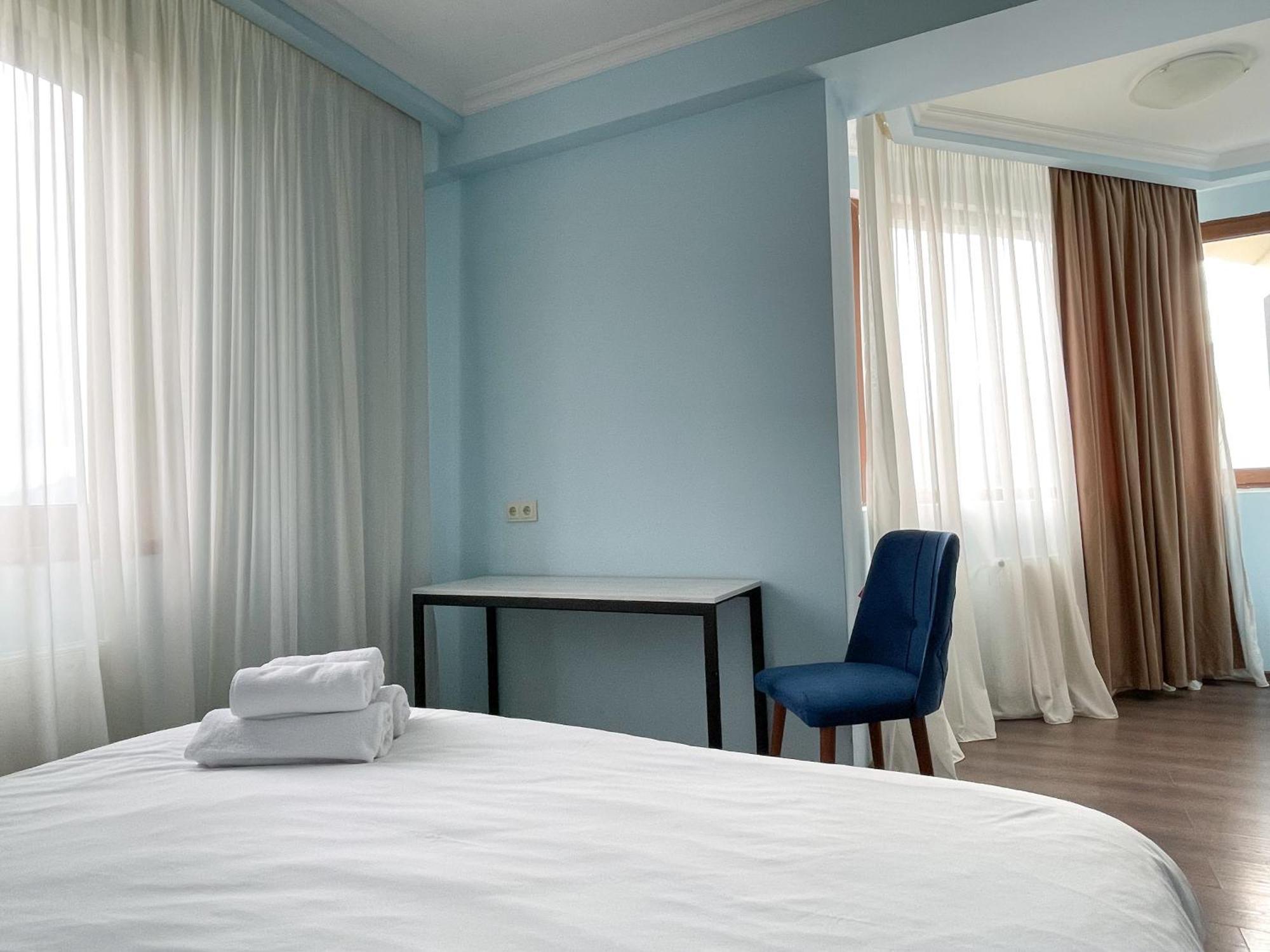 Hotel Rezohut à Goudaouri Extérieur photo