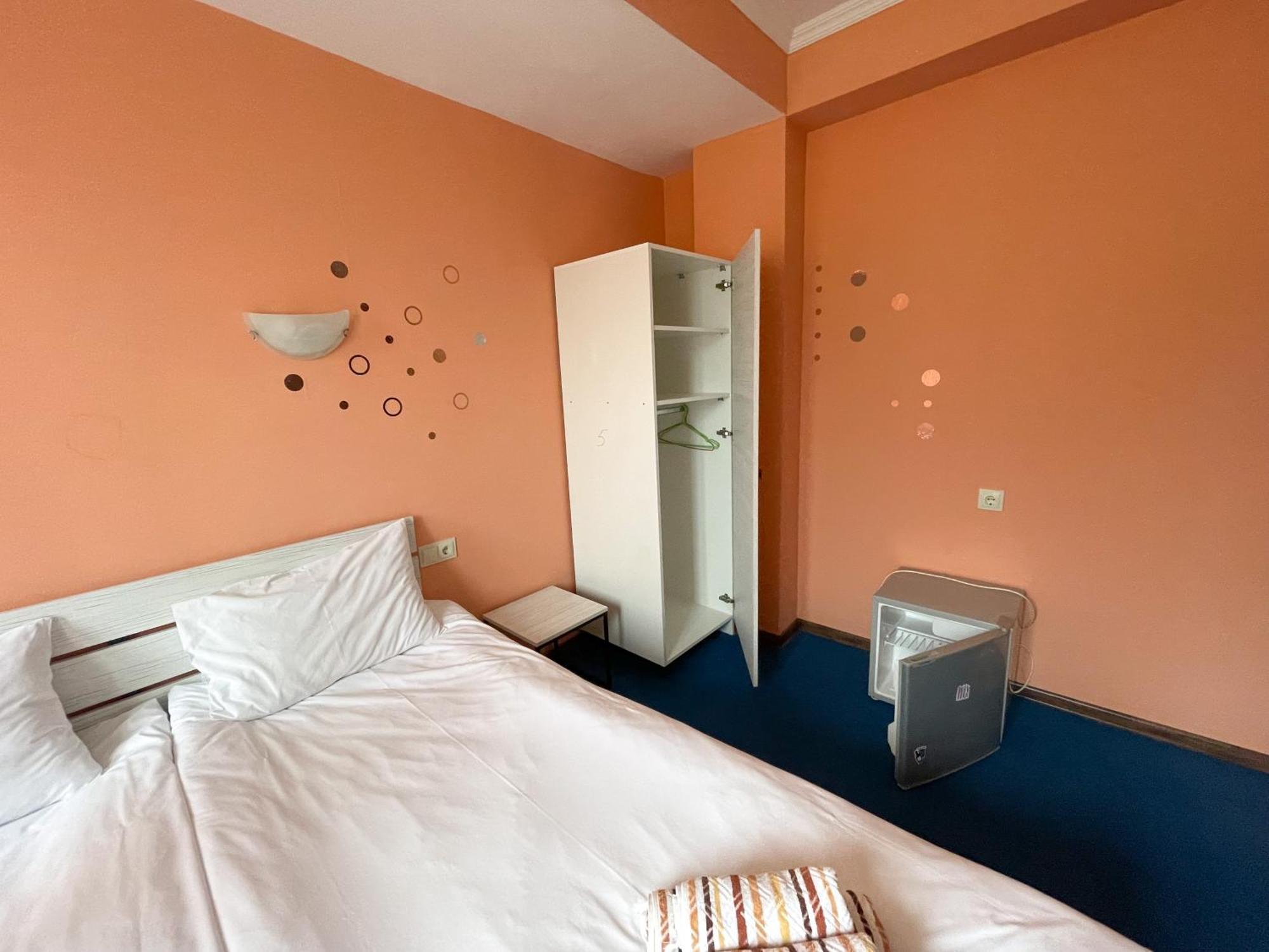 Hotel Rezohut à Goudaouri Extérieur photo
